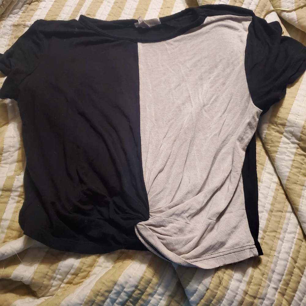 Crop top - Picture 2 of 2